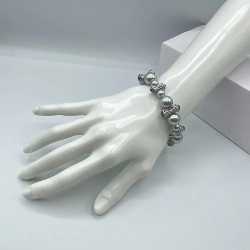 Gennaro Imitation Pearl Silver Diamond Bracelet in Gray and Silver